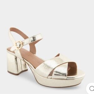 Comfortable Women's Crisscross Platform Sandal in Gold Textured Metallic Leather